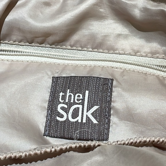 The Sak Crochet earth tone purse zipper closure outside pocket lined inside - Picture 4 of 11